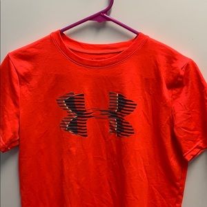 Under Armour t-shirt